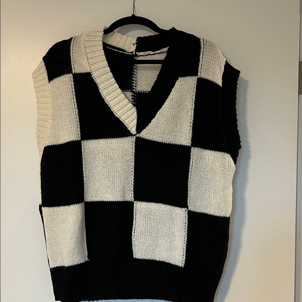 Checkered sweater vest